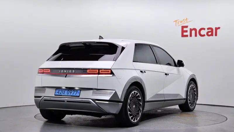 Hyundai Ioniq 5 — фото 2