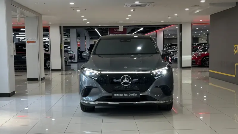 Mercedes-Benz EQS SUV — фото 2