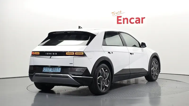 Hyundai Ioniq 5 — фото 2