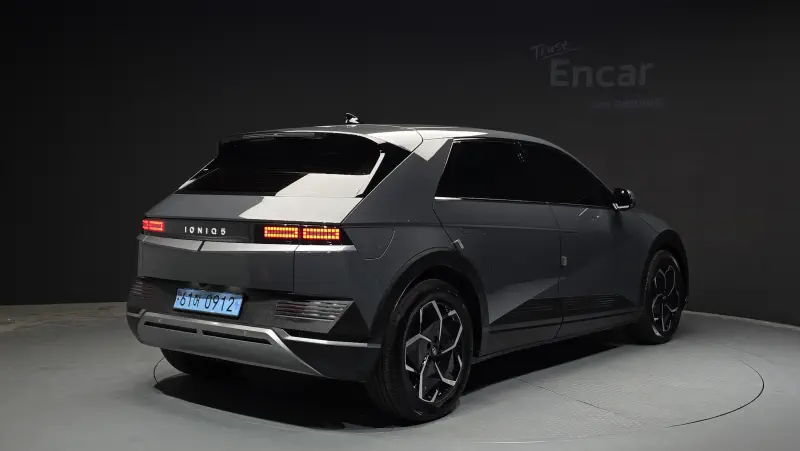 Hyundai Ioniq 5 — фото 2