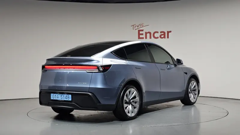 Tesla Model Y — фото 2