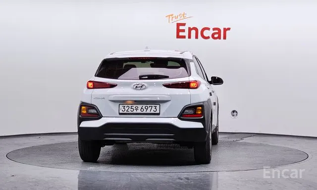 Hyundai · Kona · 1.6 Turbo 2WD · Modern choiseu · 2020 г. — фото 3