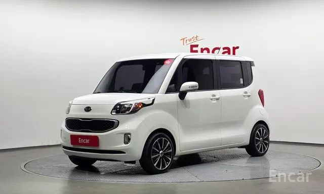Kia · lei · dileogseu seupesyeol · 2013 г. — фото