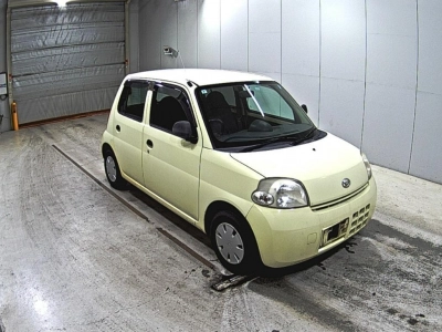 DAIHATSU ESSE — фото