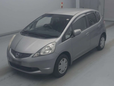 HONDA FIT — фото