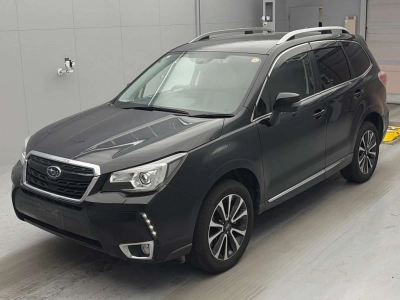 SUBARU FORESTER — фото