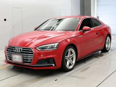 AUDI A5 — фото