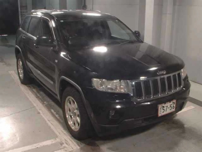 JEEP GRAND CHEROKEE — фото