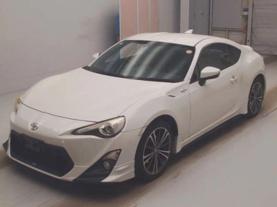 TOYOTA 86 — фото