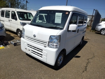 NISSAN NV100 CLIPPER — фото