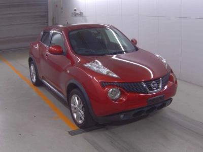 NISSAN JUKE — фото