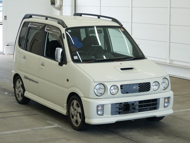 DAIHATSU MOVE — фото
