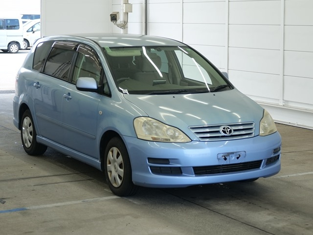 TOYOTA IPSUM — фото