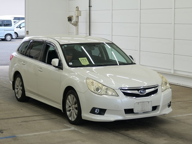 SUBARU LEGACY — фото