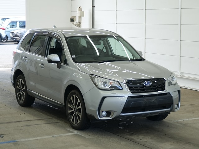 SUBARU FORESTER — фото