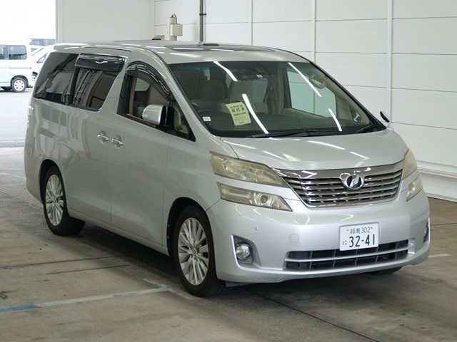 TOYOTA VELLFIRE — фото