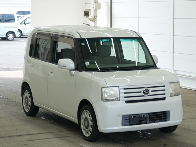 DAIHATSU MOVE — фото
