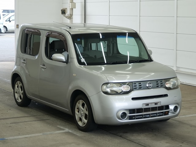 NISSAN CUBE — фото