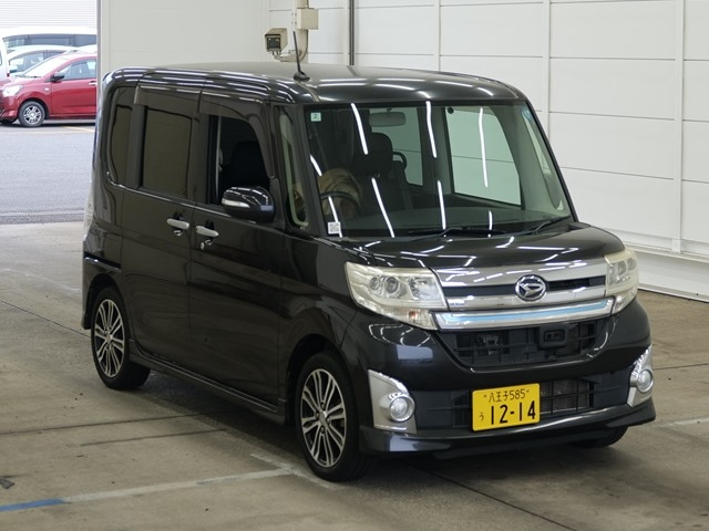DAIHATSU TANTO — фото