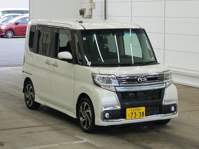 DAIHATSU TANTO — фото