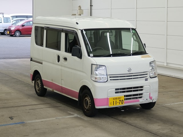 NISSAN CLIPPER — фото