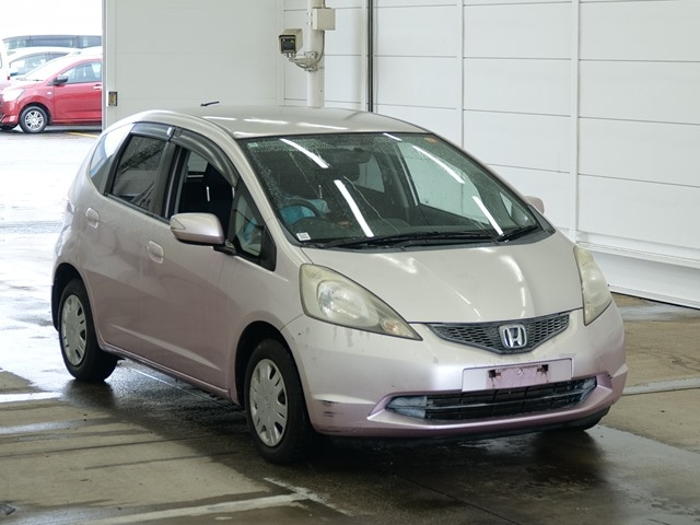 HONDA FIT — фото