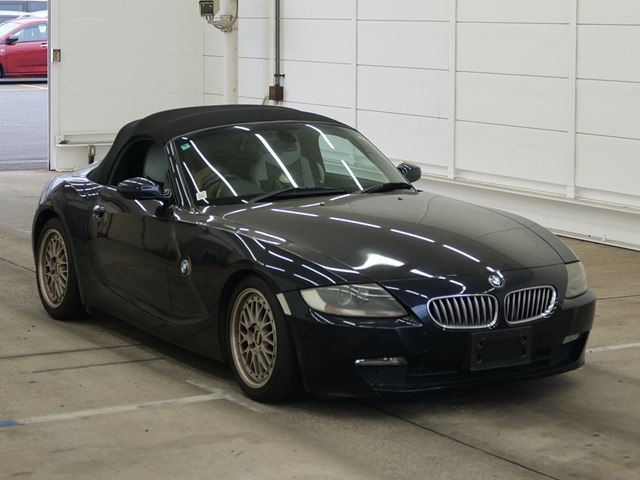 BMW Z4 — фото