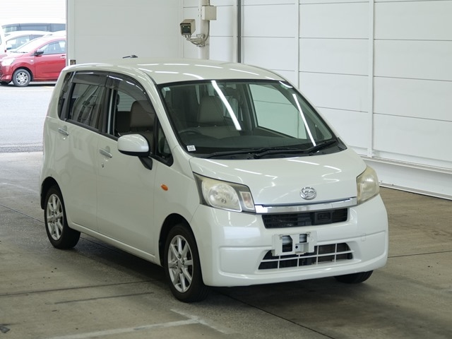 DAIHATSU MOVE — фото