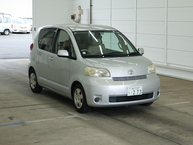 TOYOTA PORTE — фото