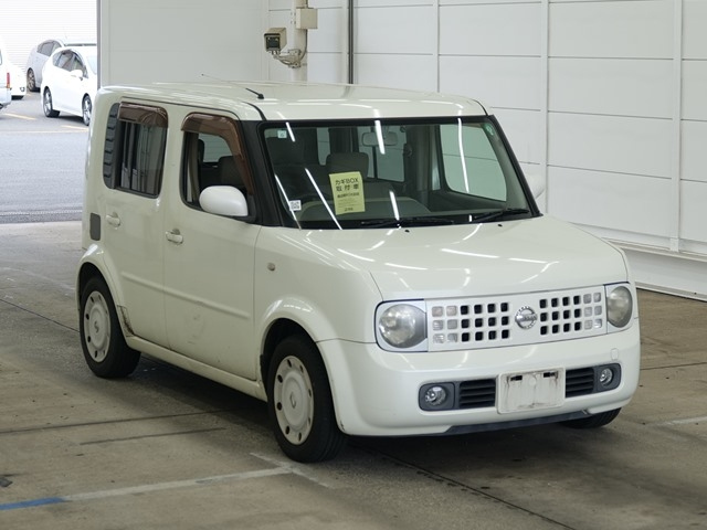 NISSAN CUBE — фото