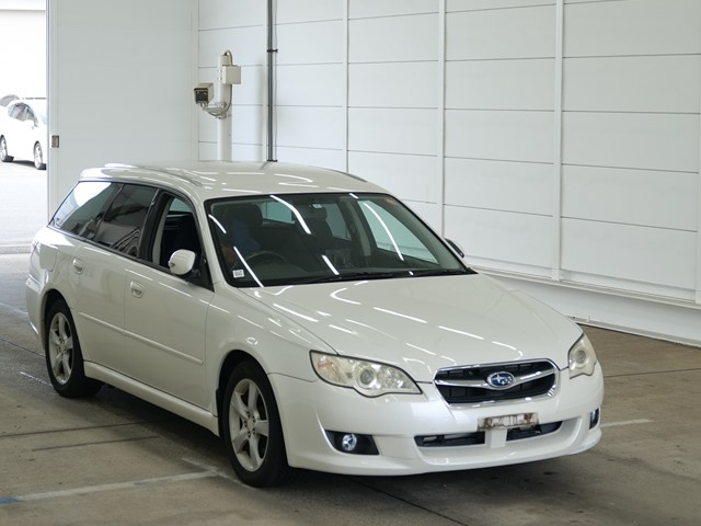 SUBARU LEGACY — фото