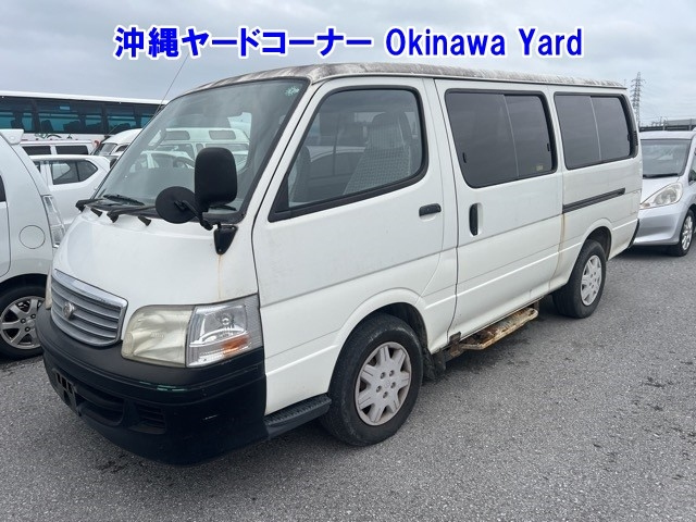 TOYOTA HIACE — фото