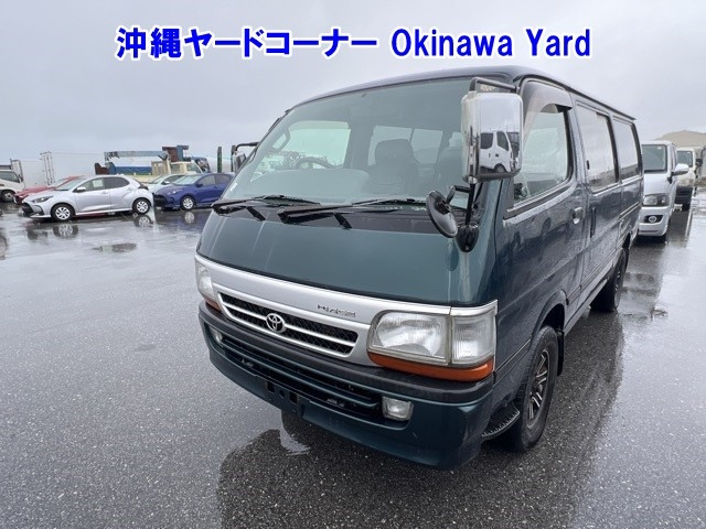 TOYOTA HIACE — фото