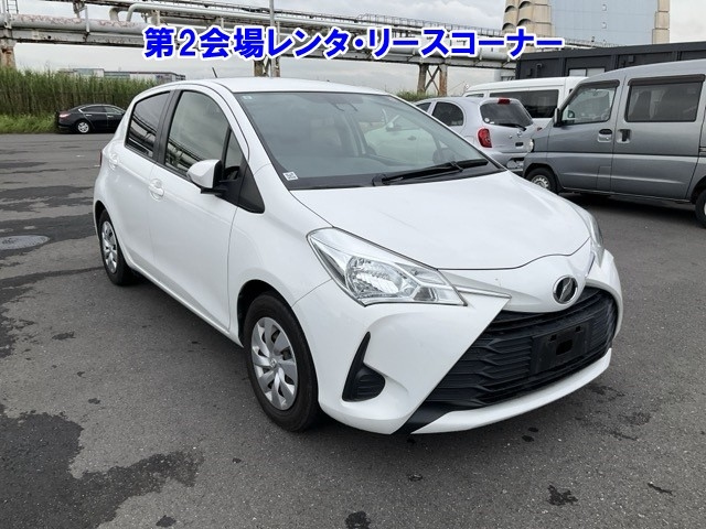 TOYOTA VITZ — фото