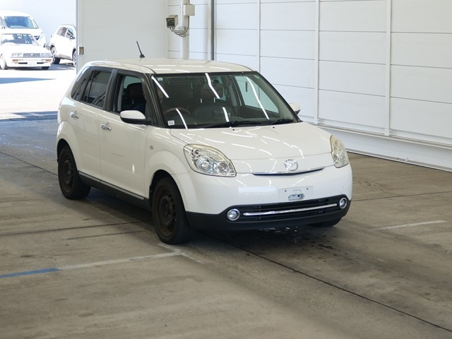 MAZDA VERISA