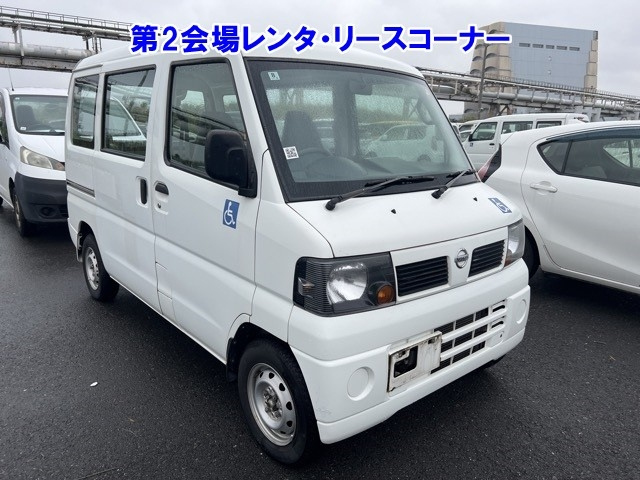 NISSAN CLIPPER — фото