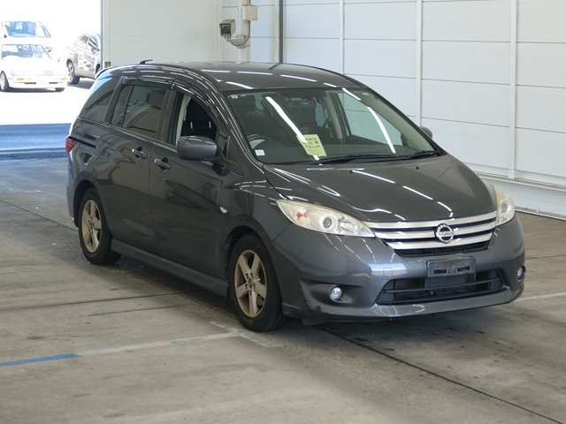 NISSAN LAFESTA — фото