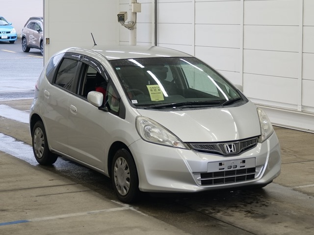 HONDA FIT — фото
