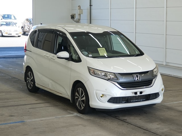 HONDA FREED — фото