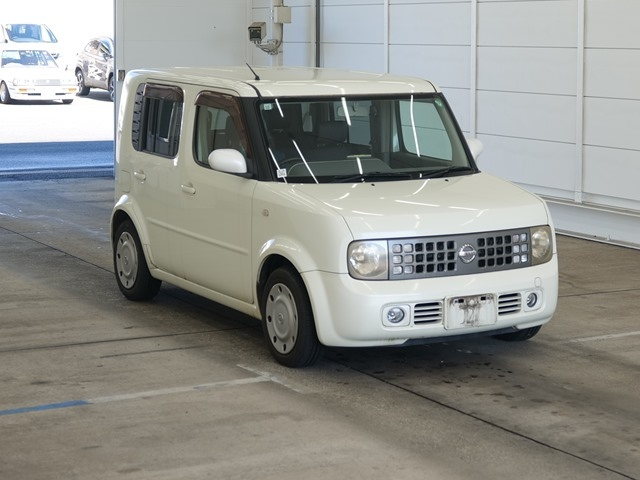 NISSAN CUBE — фото