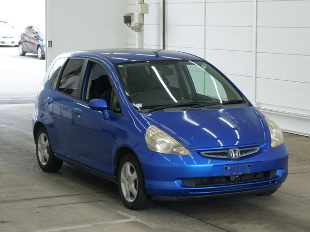 HONDA FIT — фото