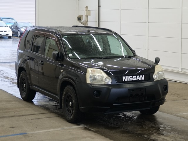 NISSAN X TRAIL — фото