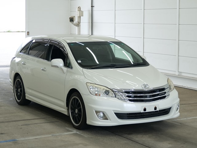 TOYOTA MARK X ZIO