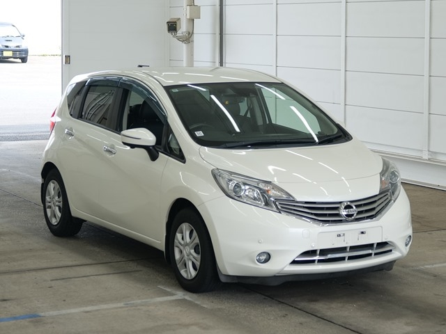 NISSAN NOTE — фото