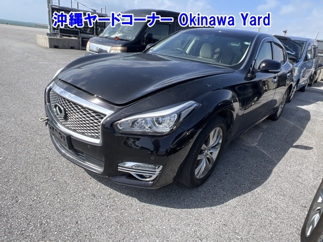 NISSAN FUGA