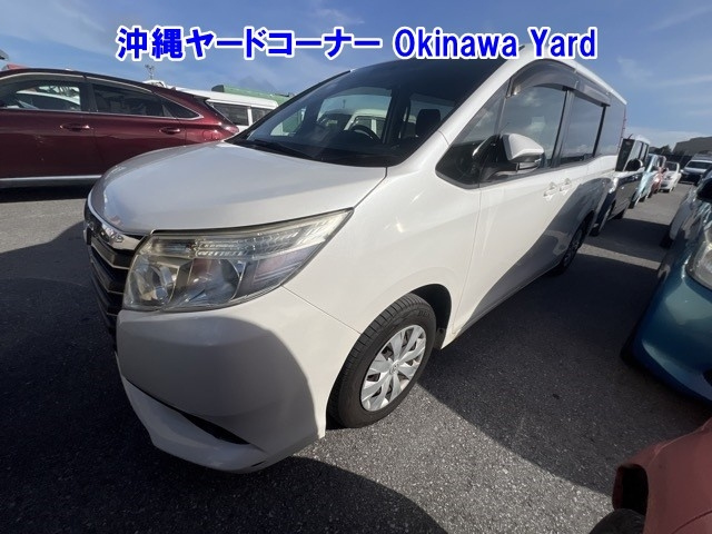 TOYOTA NOAH — фото