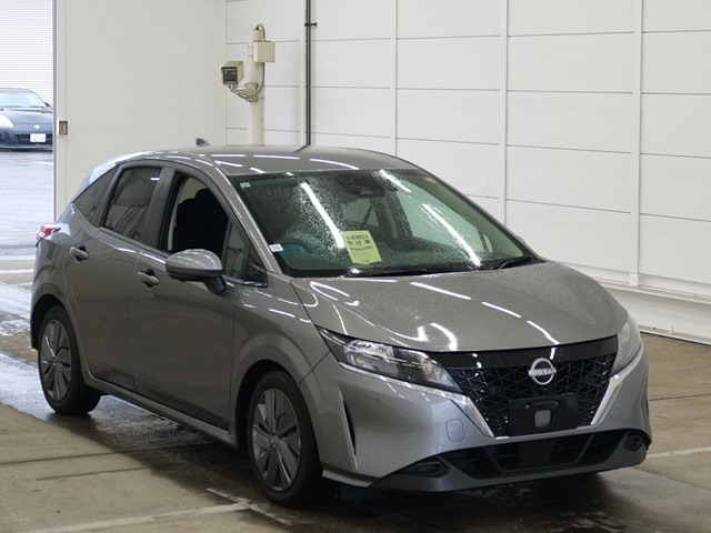 NISSAN NOTE — фото