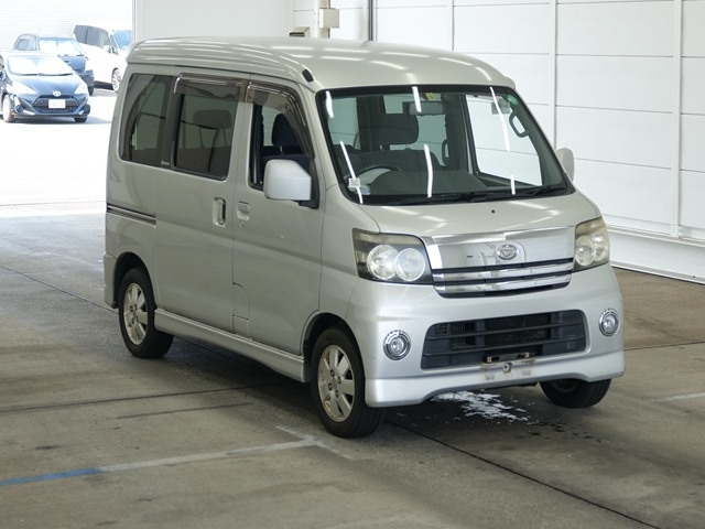 DAIHATSU ATRAI — фото