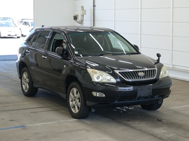 TOYOTA HARRIER — фото