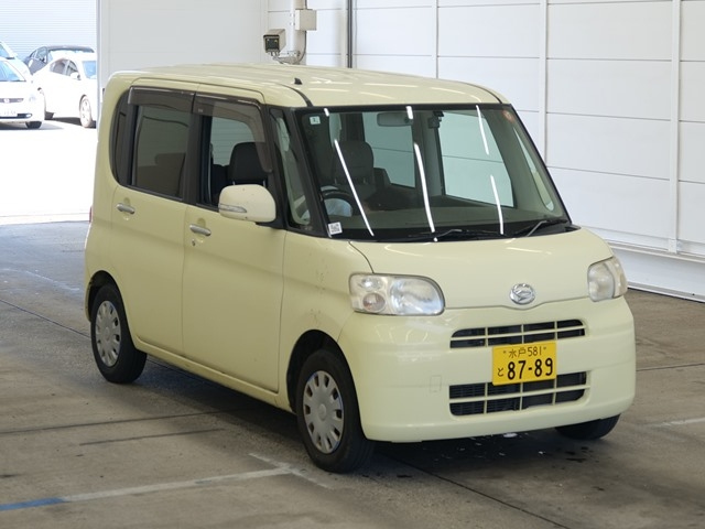 DAIHATSU TANTO — фото